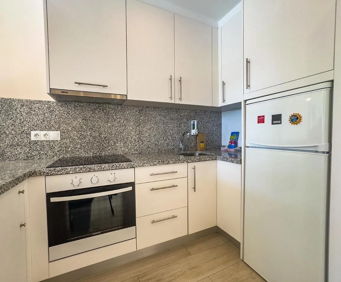 Diana 108 Frontal Sea Views 2 Bedrooms Marbella 0*,