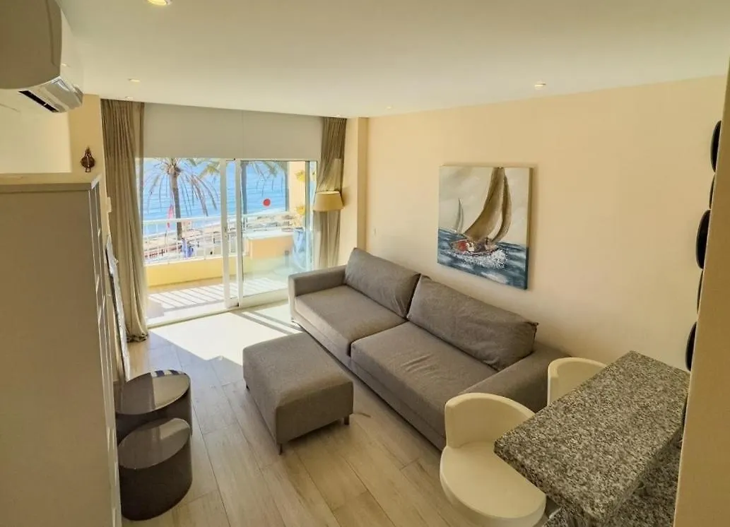 Diana 108 Frontal Sea Views 2 Bedrooms Marbella